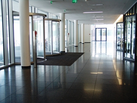 Foto: Eingangsbereich des Departments Mathematik